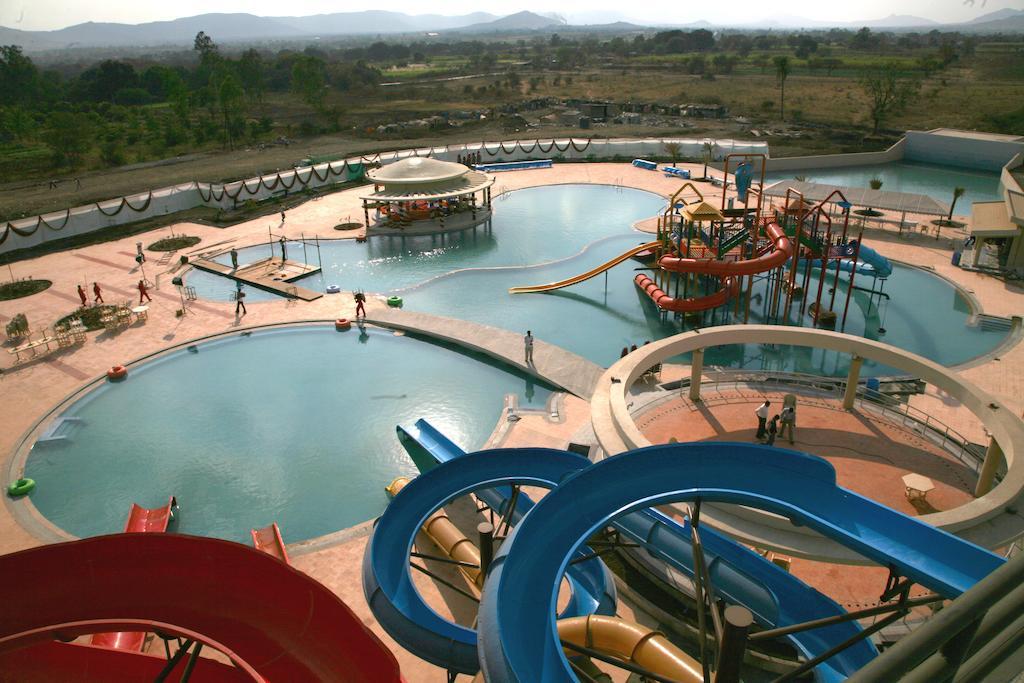 Sentosa Resorts & Water Park Chinchvad Exterior photo
