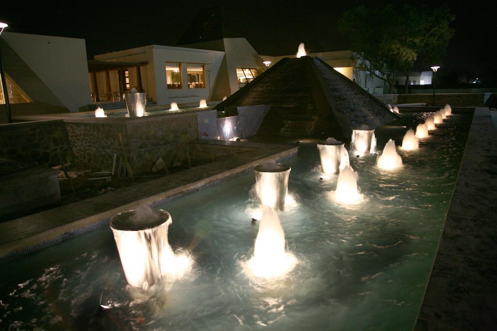 Sentosa Resorts & Water Park Chinchvad Exterior photo